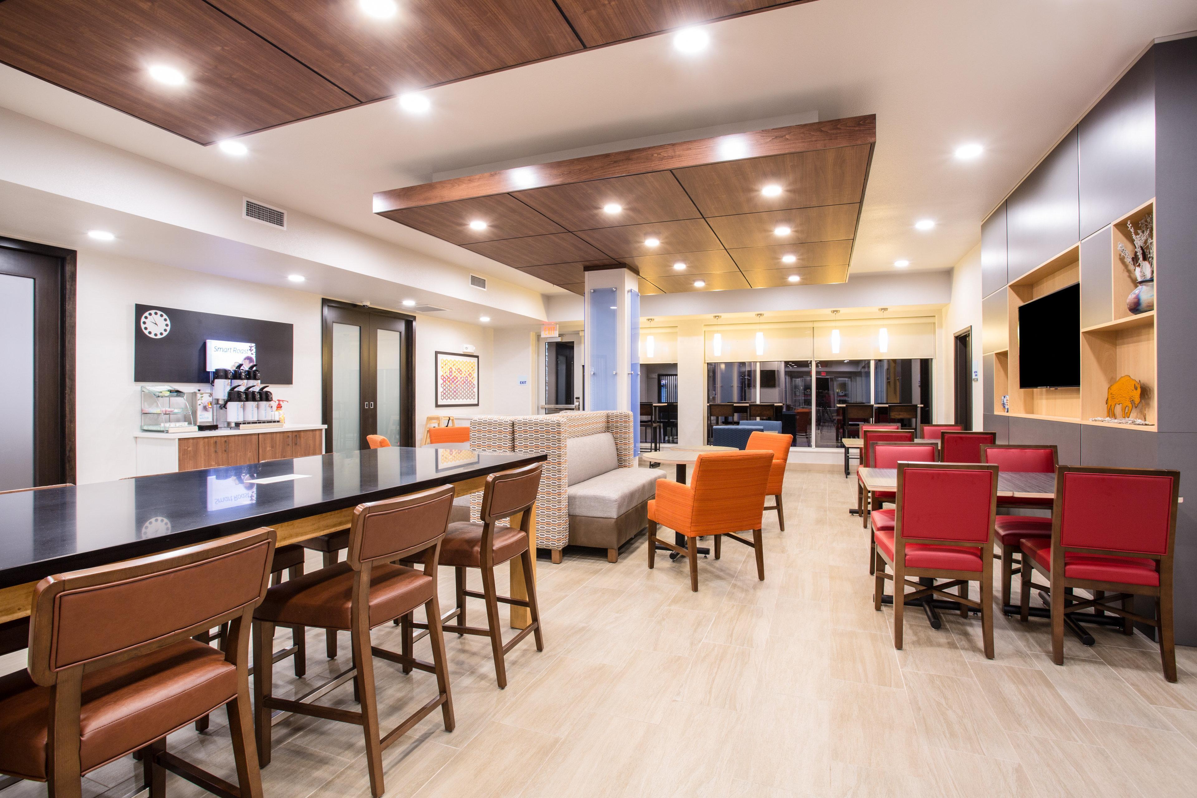 Holiday Inn Express & Suites - Rapid City - Rushmore South By Ihg Exterior photo